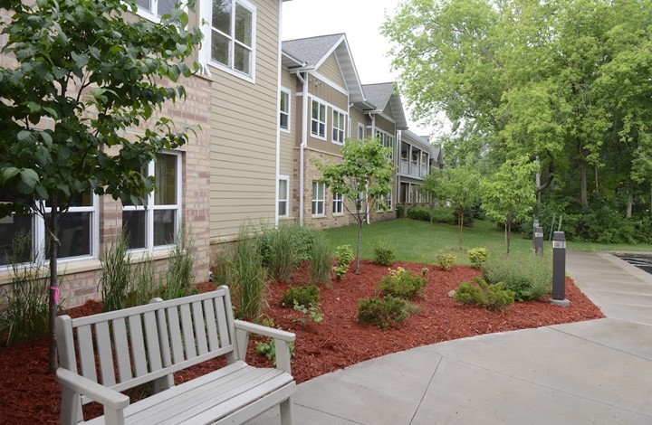 Image of Cerenity Senior Living White Bear Lake (9)