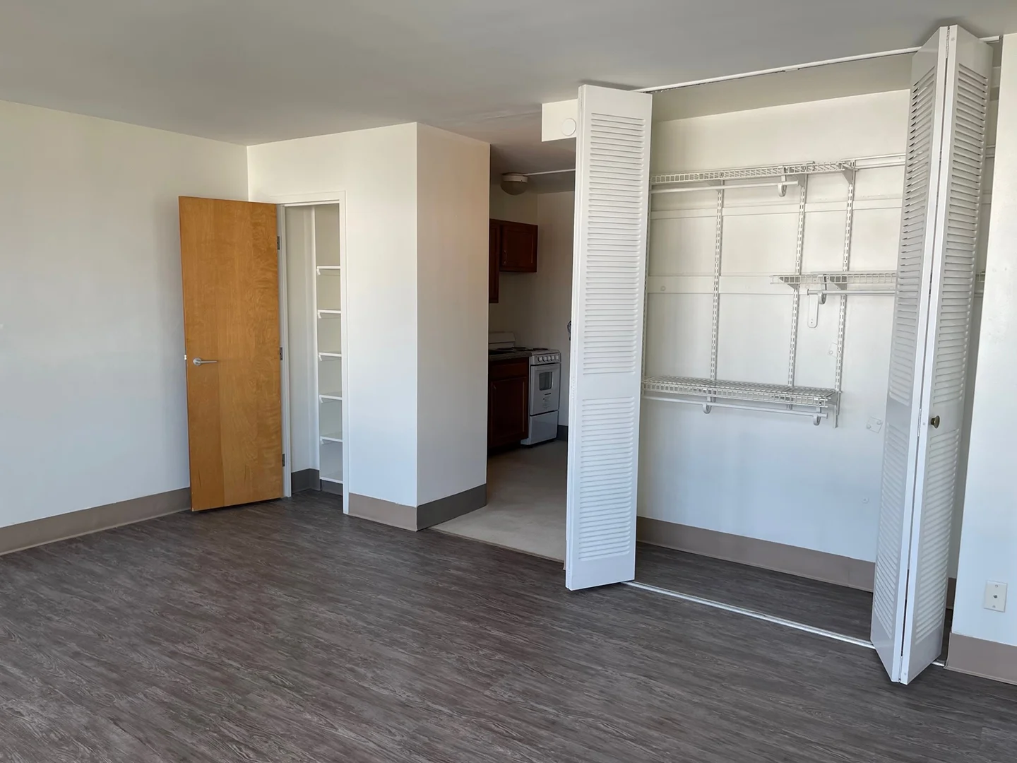 Image of Villa Serena Senior Apartments (4)