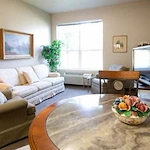Wenatchee Senior Living by Cogir senior living community offering independent living, assisted living, and respite care in Wenatchee, WA, apartment living and dining area