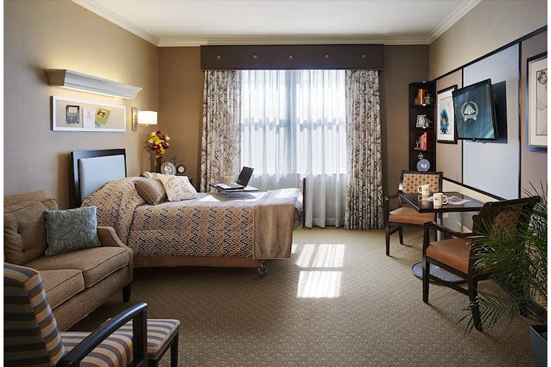 Image of Alden Estates of Evanston (7)