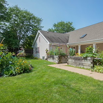 Image of Lakepoint Villa Assisted Living (2)
