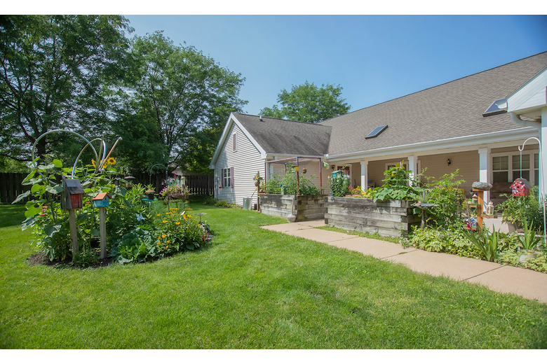 Image of Lakepoint Villa Assisted Living (2)