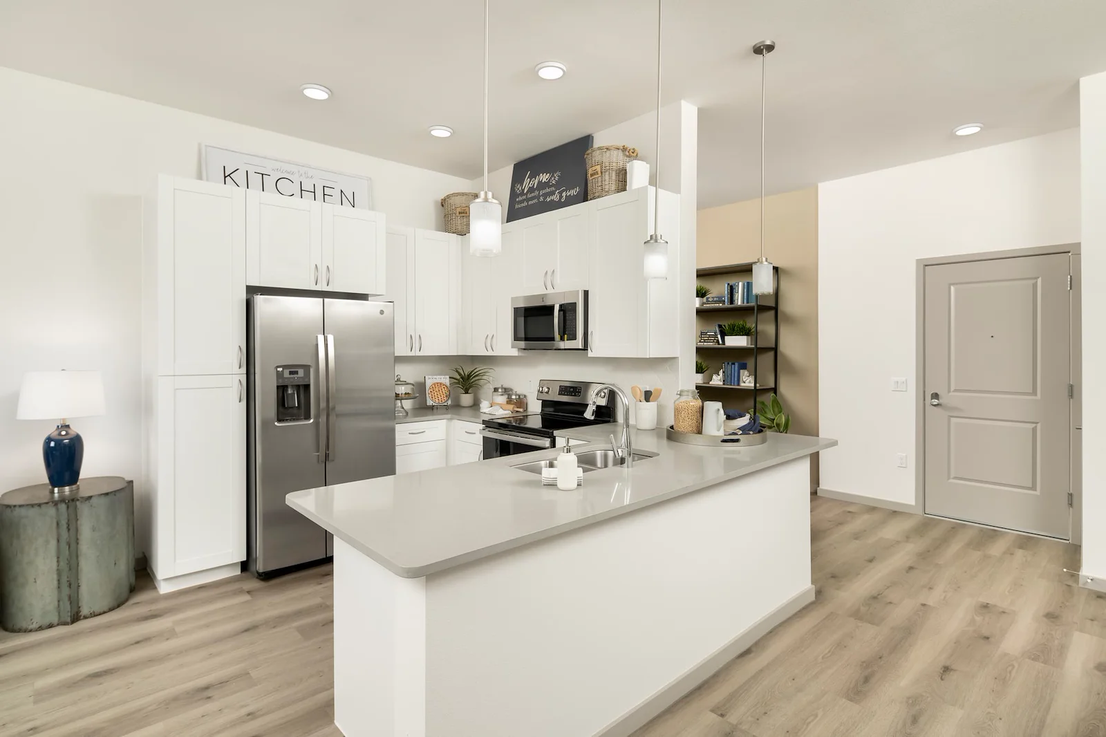 Image of The Manor Village At Desert Ridge (5)