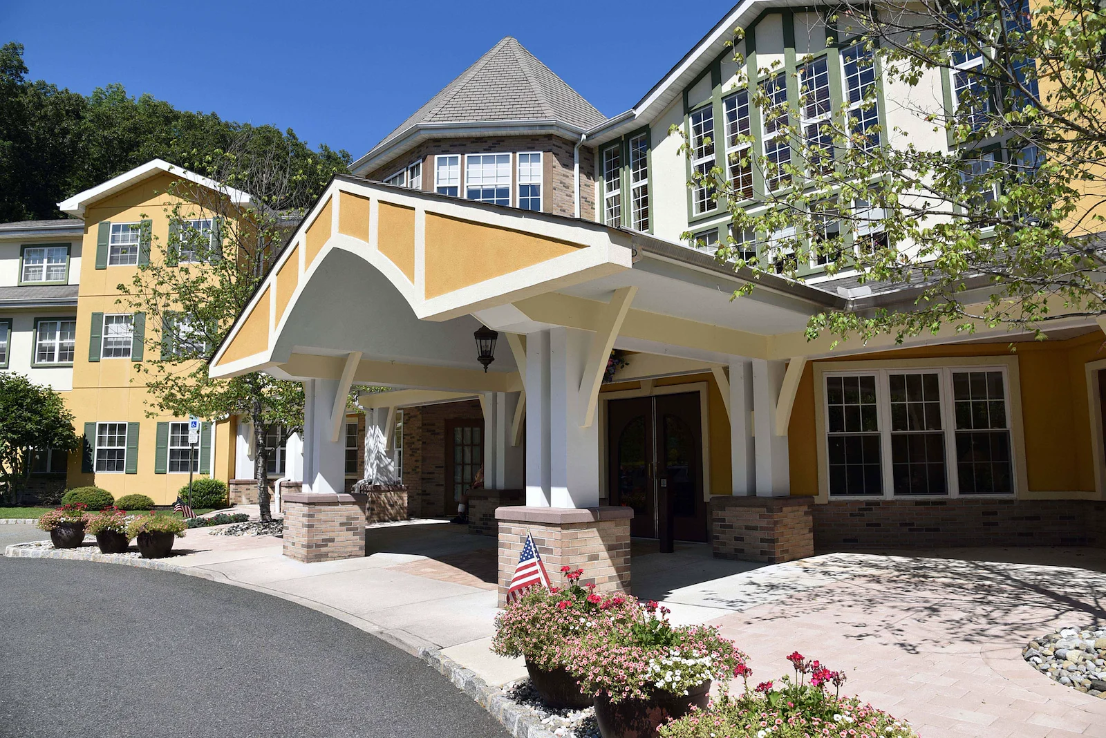 Image of Victoria Mews Assisted Living (1)