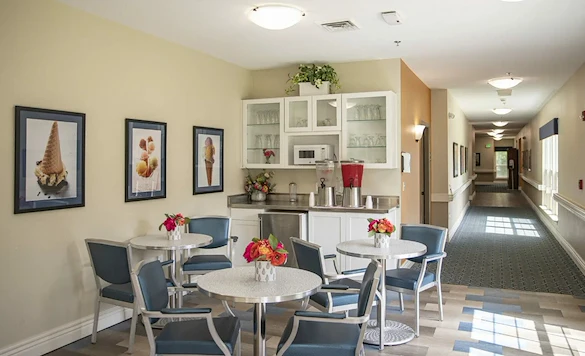 The Commons at Honey Creek Assisted Senior Living in Terre Haute, IN casual dining area with kitchenette