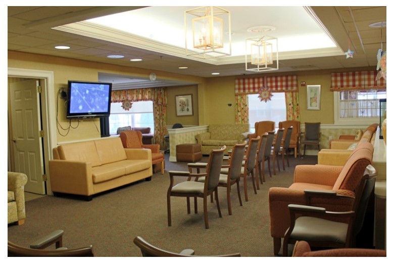 Image of Oyster Bay Manor / Harbor House Memory Care (3)