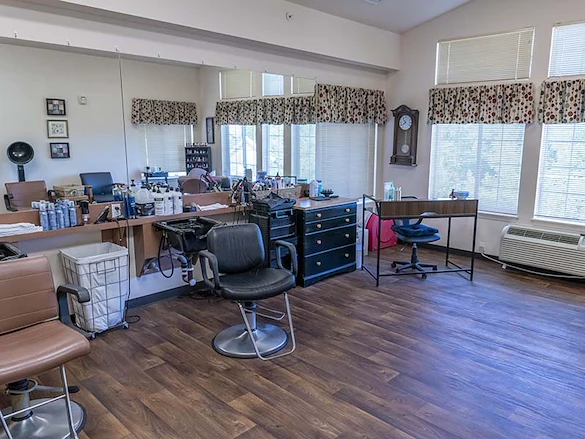 Image of Holiday Bluebird Estates (4)