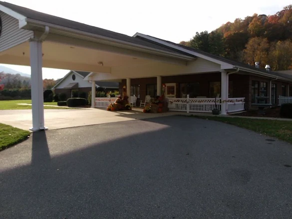 Image of Autumn Care of Waynesville (1)