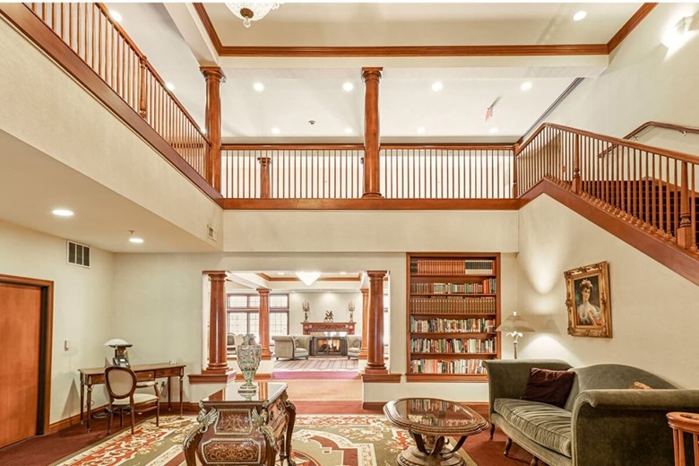 Image of Colonnades Assisted Living (5)