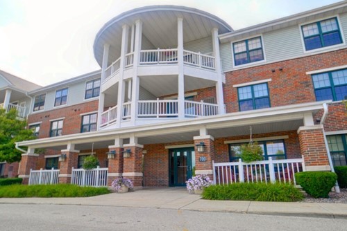 Image of Meadowmere & Mitchell Manor Oak Creek (1)