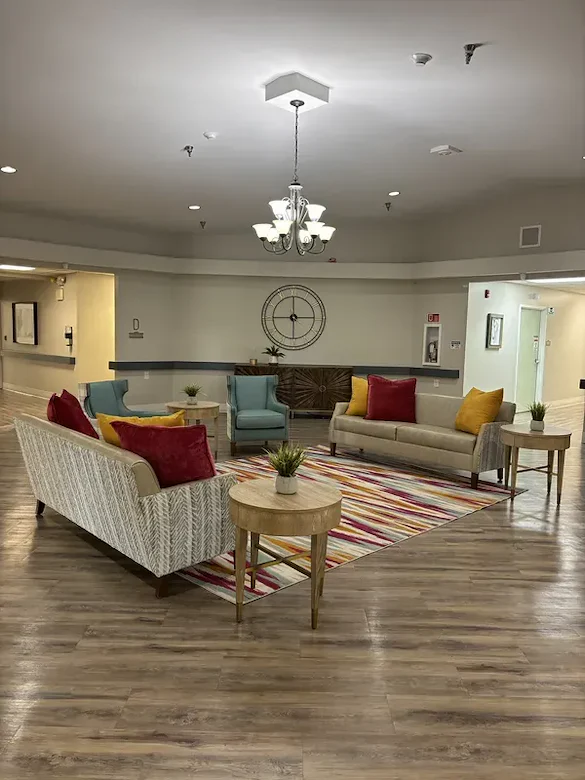 Image of AVIVA Glendale (2)