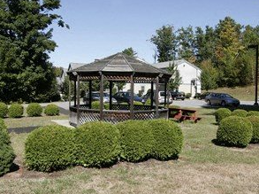 Image of Woodside at Villlage Square (4)