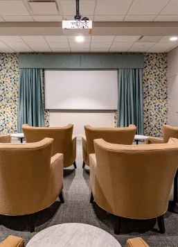 Image of Merrill Gardens at Columbia (3)