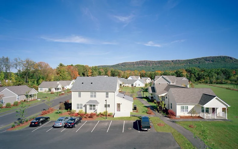 Image of Treehouse at Easthampton Meadow (1)