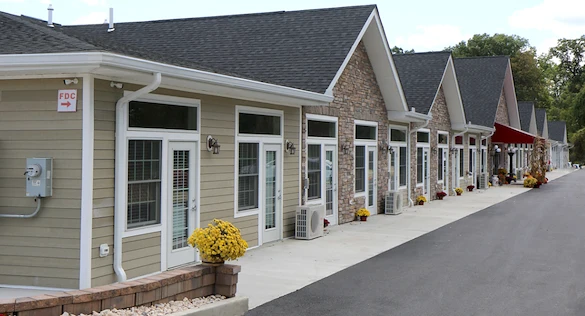 Image of Parkland Manor (1)