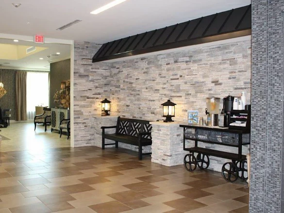 Image of Avenue at Macedonia (6)