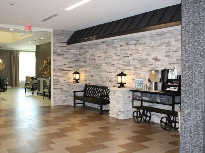 Image of Avenue at Macedonia (6)