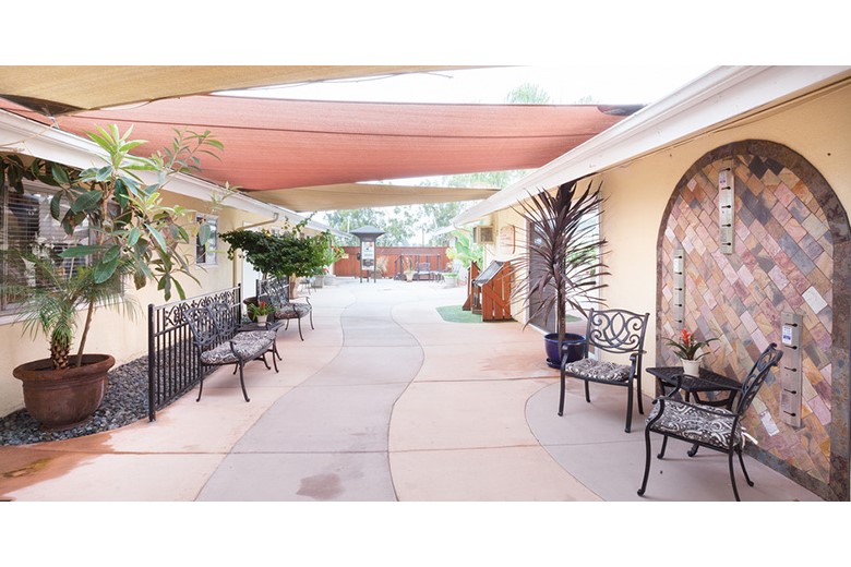 Image of La Mesa Healthcare Center (7)