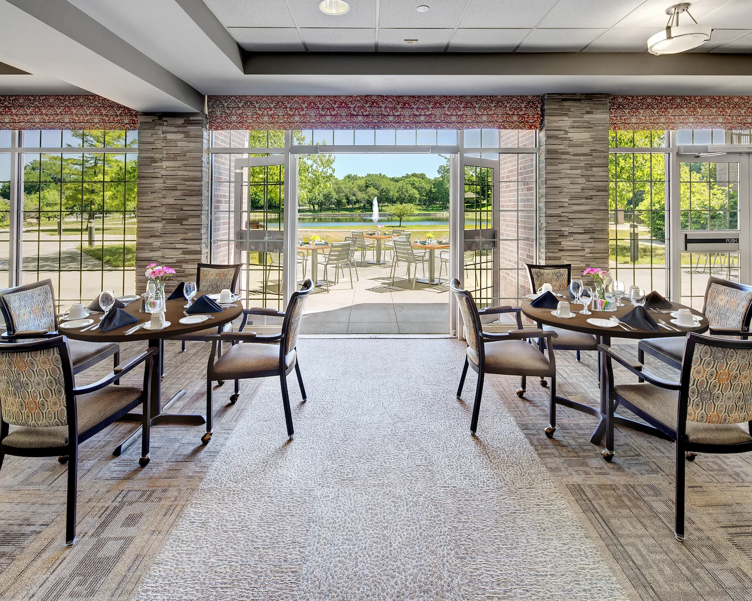 Image of Lakeview Village Senior Living (6)