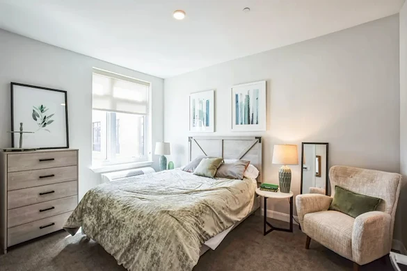 The Barclay at Charlottesville apartment bedroom