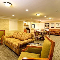 Image of Hempfield Manor (2)