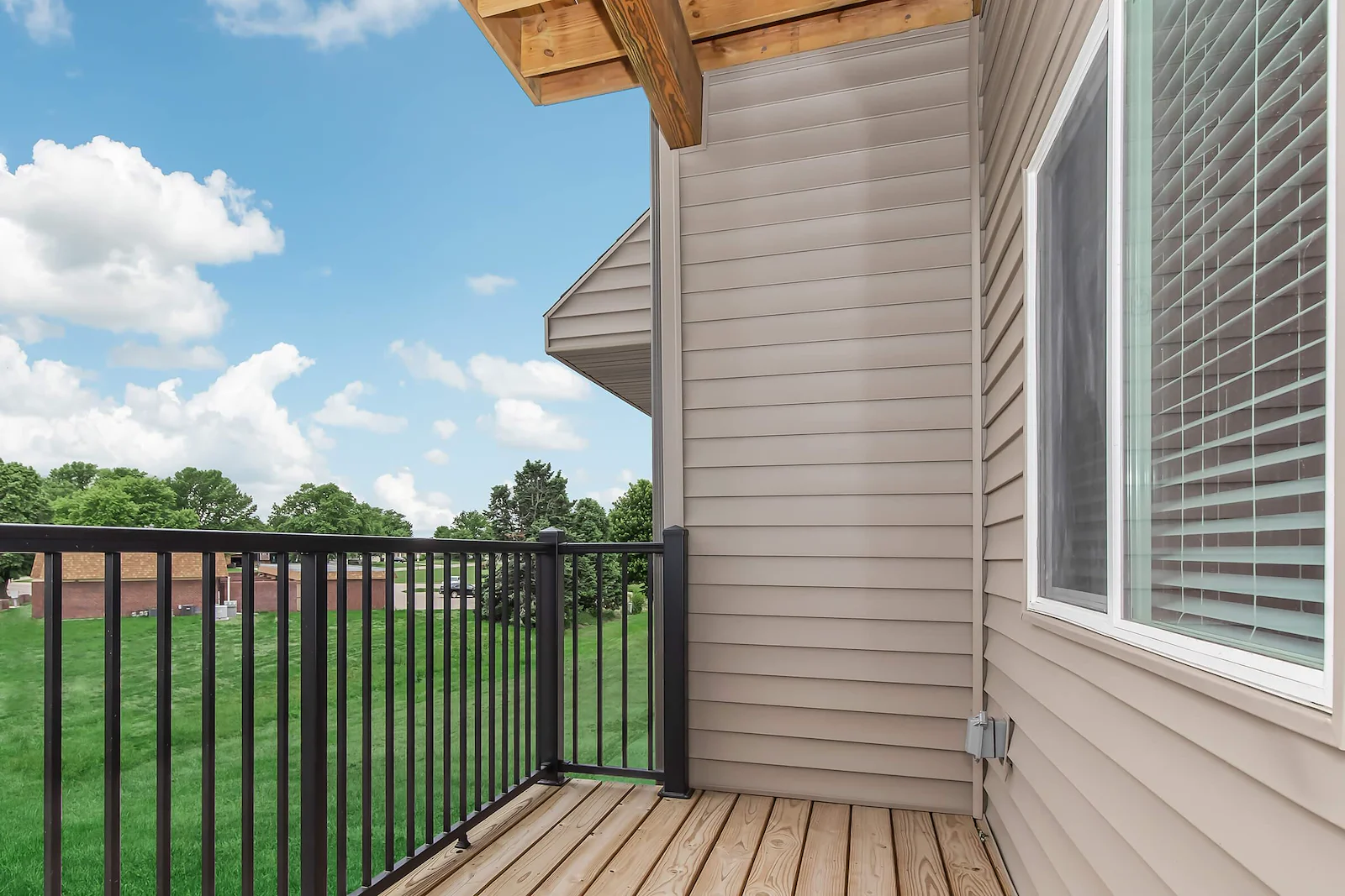 Image of Hangar 55 at Theatre District (10)