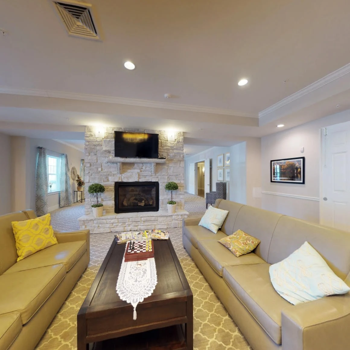 Image of Vantage Pointe Village (6)