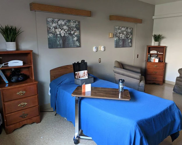 Image of The Estates At Bloomington LLC (2)