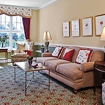 Image of Atria Oakridge (4)