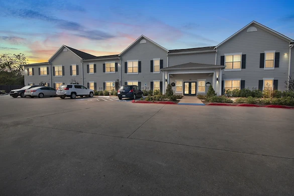 Image of Lake Jackson Manor (1)