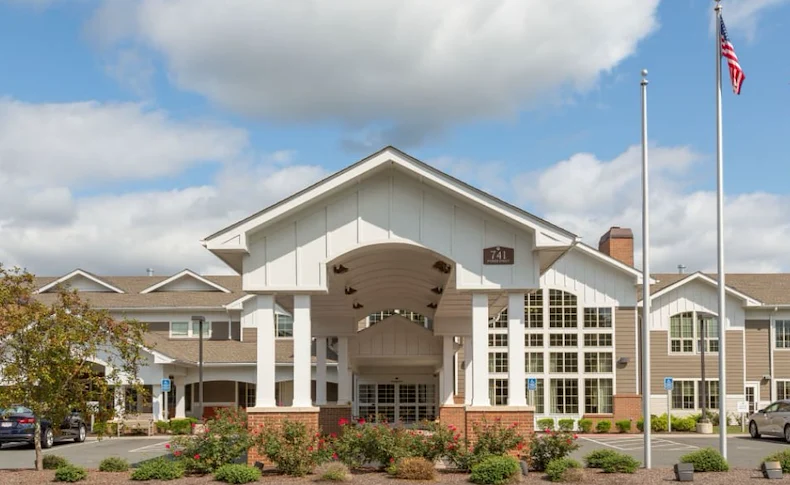 Image of The Reserve at East Longmeadow (6)