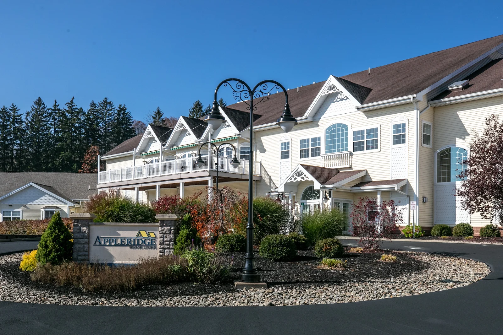 Image of Appleridge Senior Living (1)
