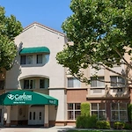 Image of Carlton Senior Living San Leandro (1)