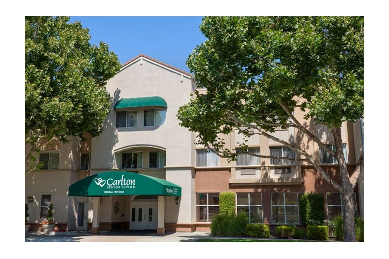 Image of Carlton Senior Living San Leandro (8)