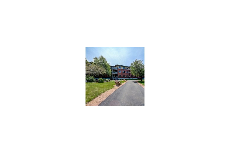 Image of Three Pillars Senior Living Community (10)