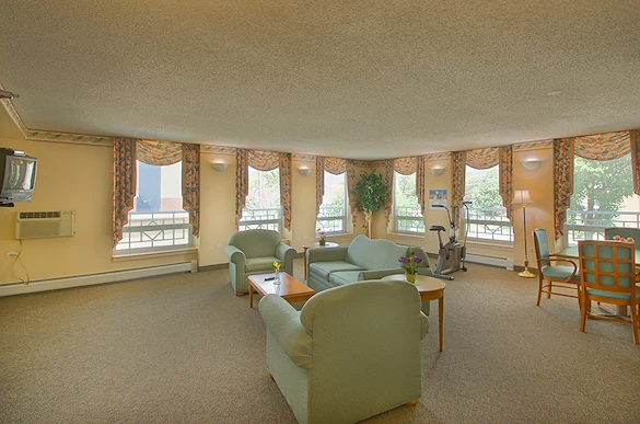 Image of Senior Suites of Jefferson Park (5)