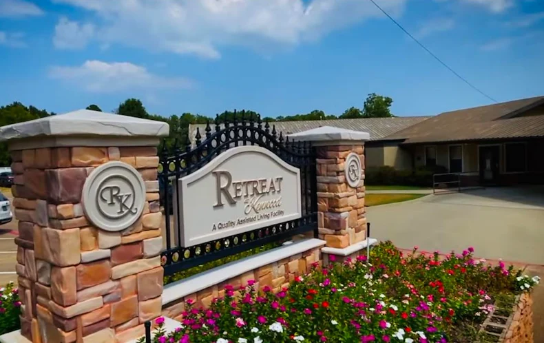 Image of The Retreat at Kenwood (2)