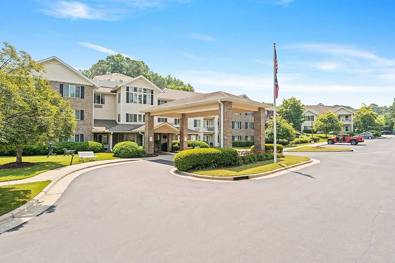 Jordan Oaks Gracious Retirement Living Hawthorn Senior Independent Living in Cary, North Carolina front exterior