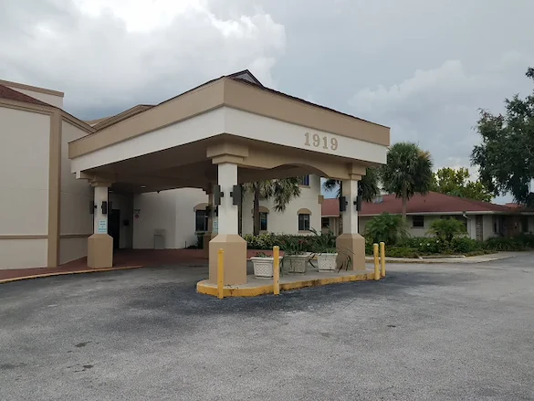 Image of Lakeland Nursing and Rehab Center (8)