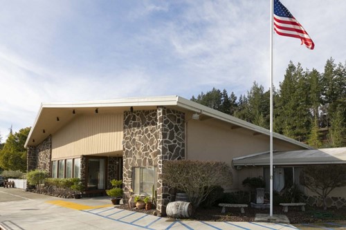 Image of Cloverdale Healthcare Center (1)