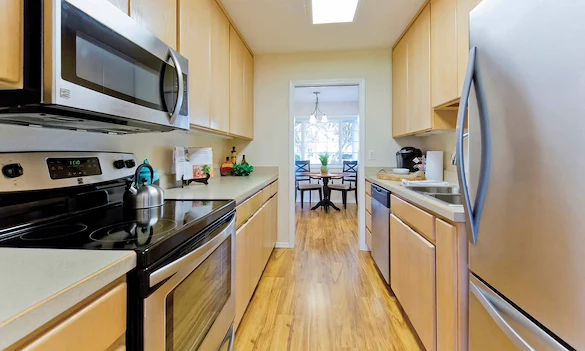 Hillside Senior Living in McMinnville, OR, ktichen