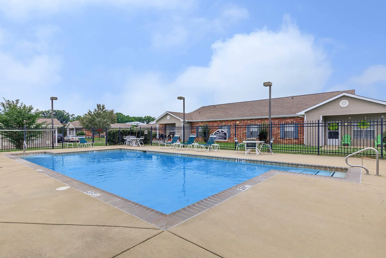 Image of Camden Park Apartments (3)