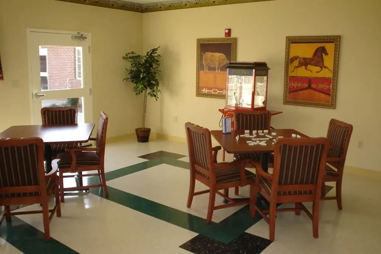 Image of Hampton Oaks Skilled Services (3)