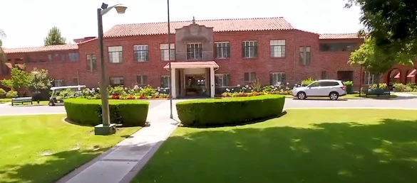 Image of Claremont Manor Senior Living (1)