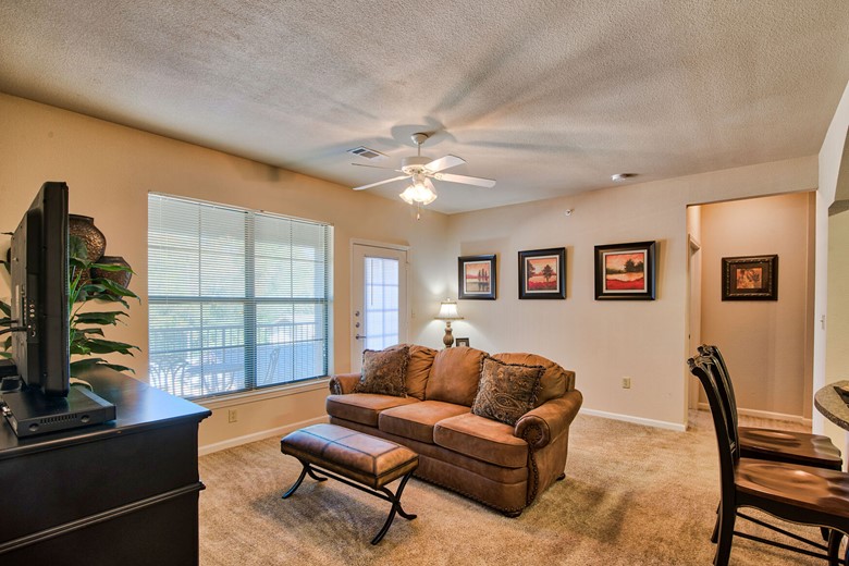 Image of HomeTowne at Tomball (6)