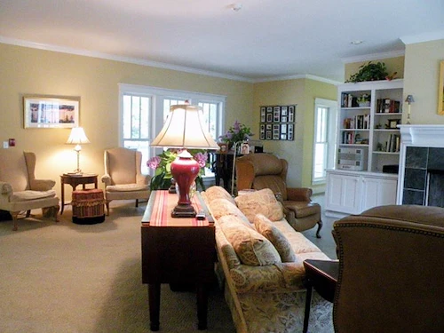 Image of Effie’s Place (3)