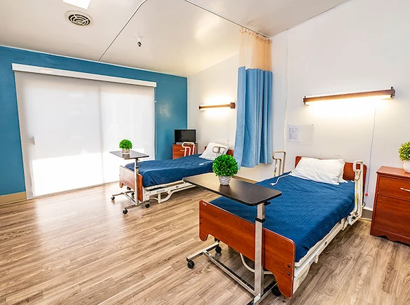 Image of Paramount Convalescent Center (2)