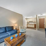 Image of Westlake Pointe Senior Living (8)