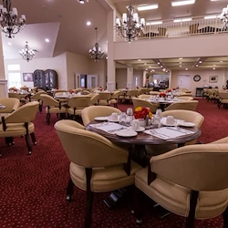 Willow Creek Gracious Retirement Living Hawthorn Senior Independent Living in Chesapeake, Virginia community dining room