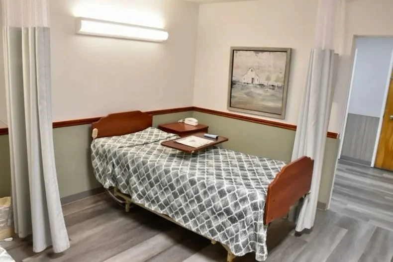 Image of Regency Care Of Rogue Valley (9)